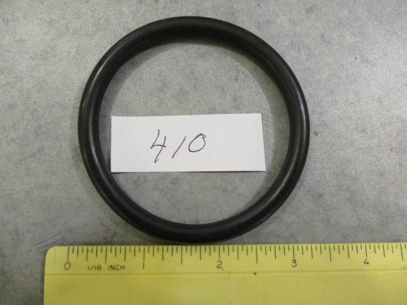 410 O-ring 2-5/8″ ID x 3-1/8″ OD x 1/4″ thick. Buna-70. Quan 1.