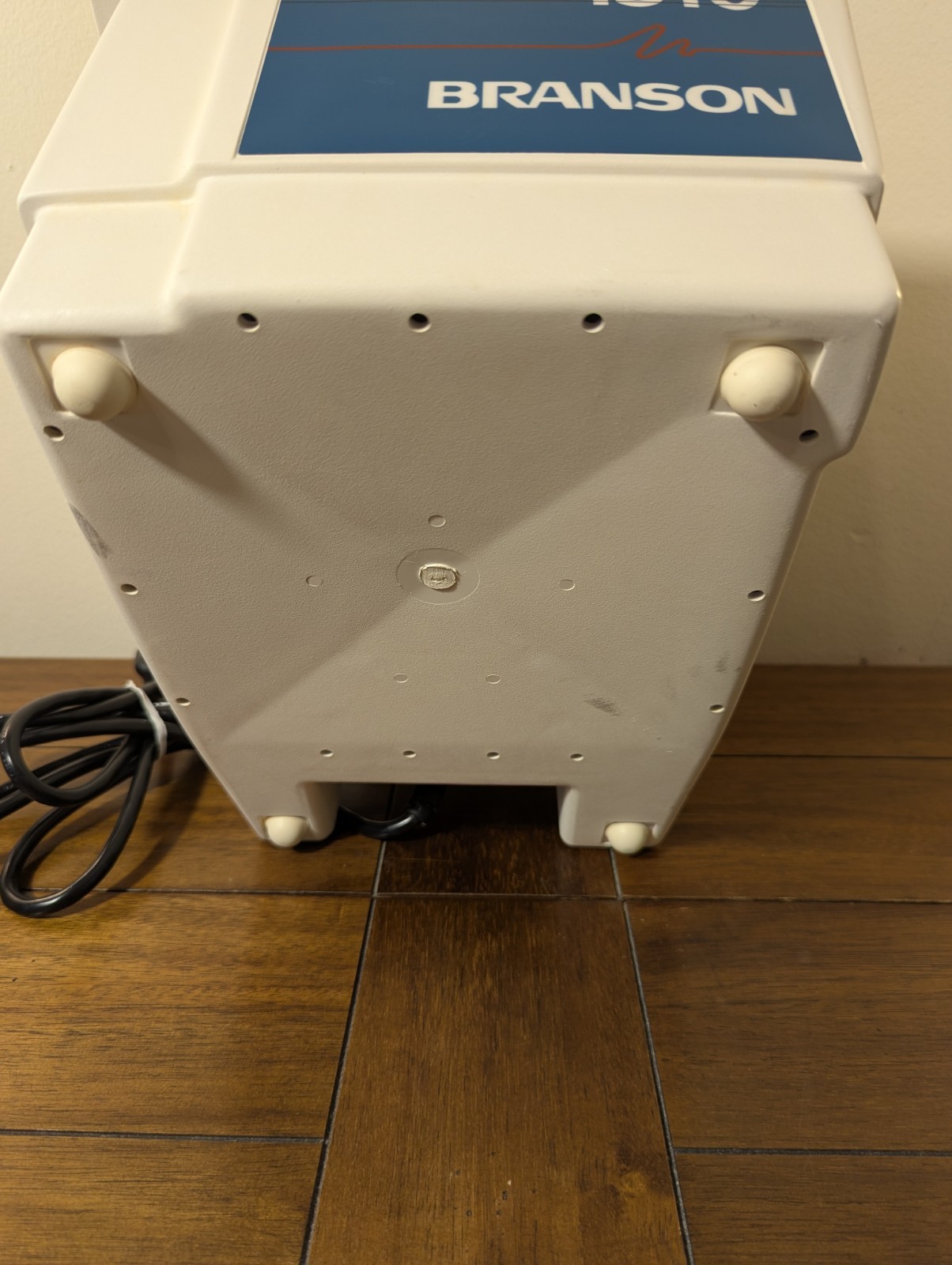 Branson 1510 Ultrasonic Cleaner Benchtop Laboratory Instrument 0.5 Gallon No Lid