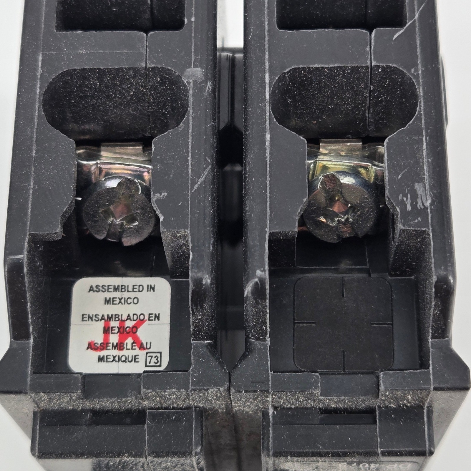 Square D Homeline HOM230 30A 2-Pole Circuit Breaker 120/240V Common Trip NOS