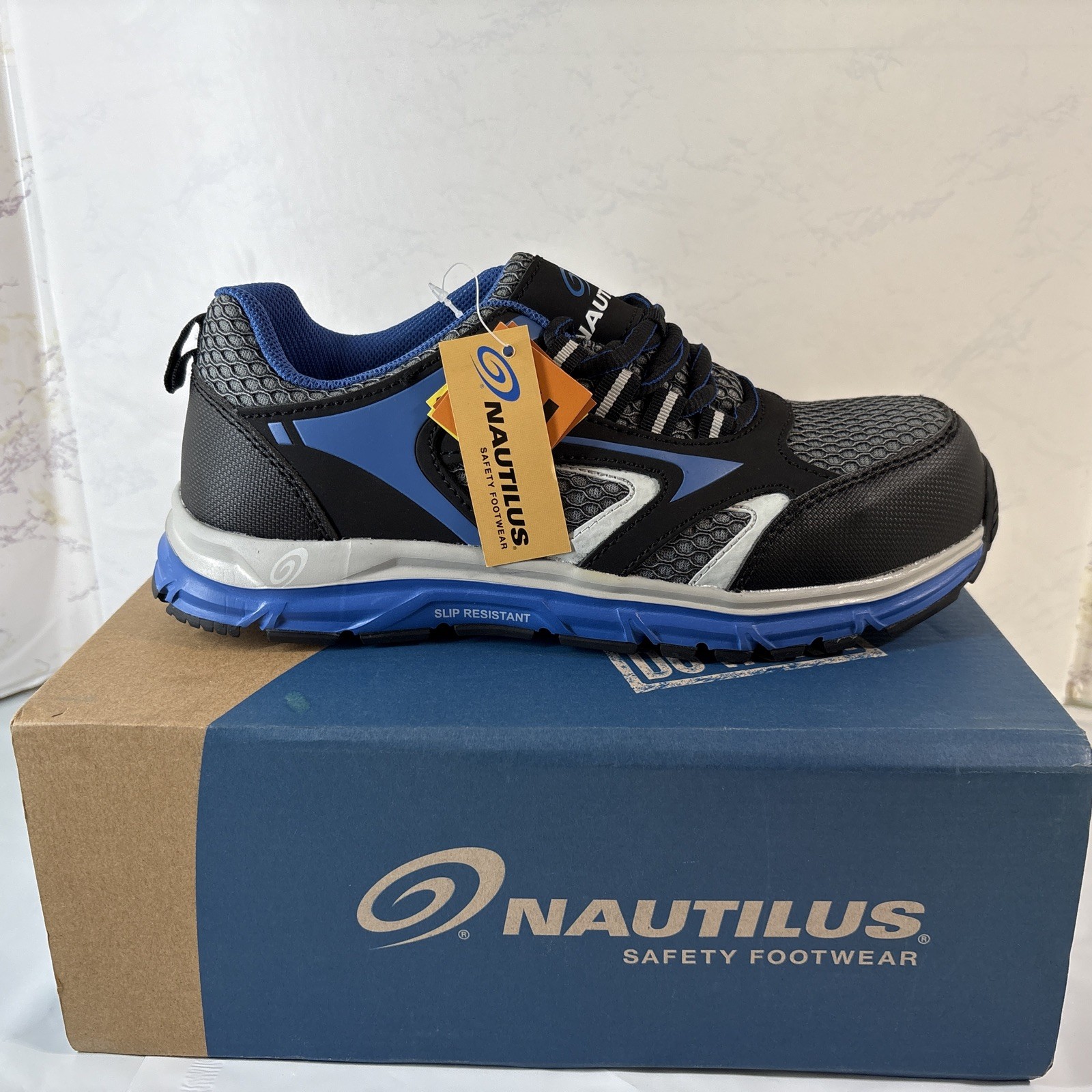 Nautilus Safety Footwear – N1056 Tempest EH Size US 8 Women’s