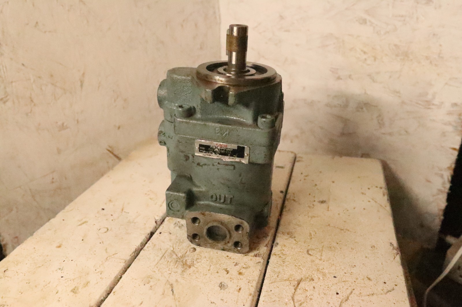 NACHI PVS-1B-16N3-E13 Variable Displacement Piston Pump
