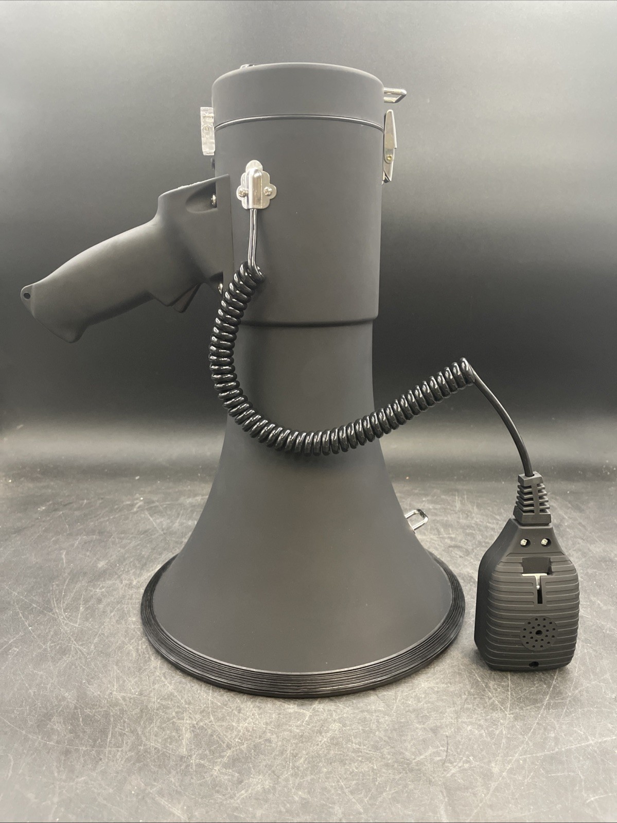 Uzi High Power Loud Big Bluetooth Megaphone 50W, Real Siren, Bullhorn, Etc.