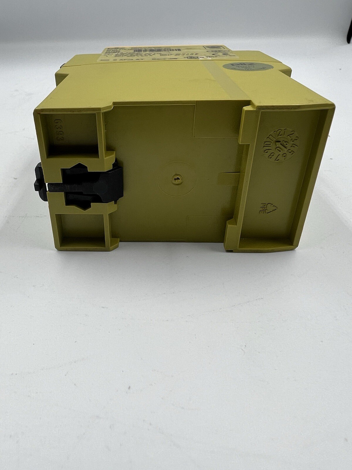 PILZ P2HZ-X1P-120VAC / P2HZX1P120VAC Refurbished Tested Good
