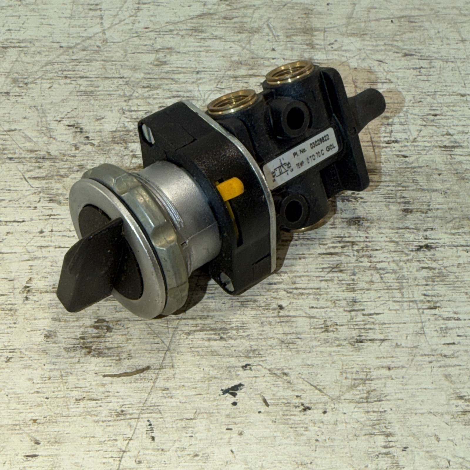 New NORGREN 03029822 Control VALVE ROTARY KNOB 2 Position Maintained Set Reset