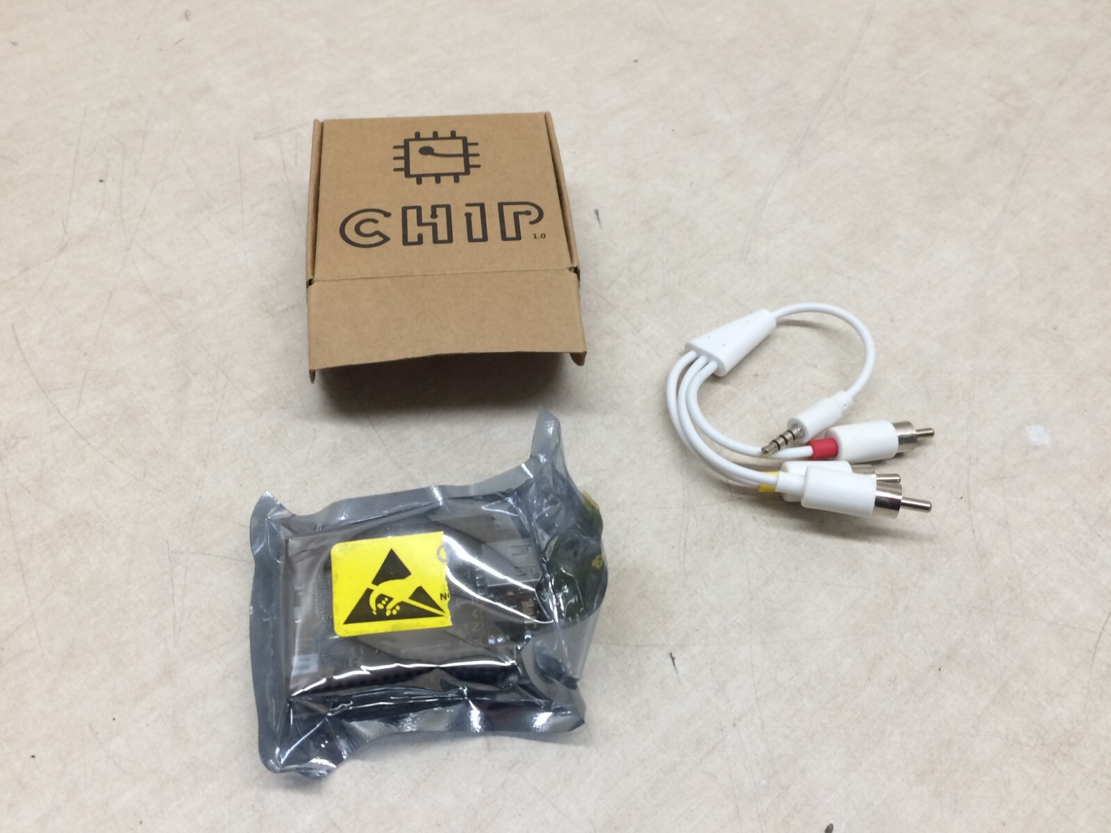 Next Thing Co CHIP 1.0 Single Board Computer WiFi Bluetooth GPIO USB Lunix