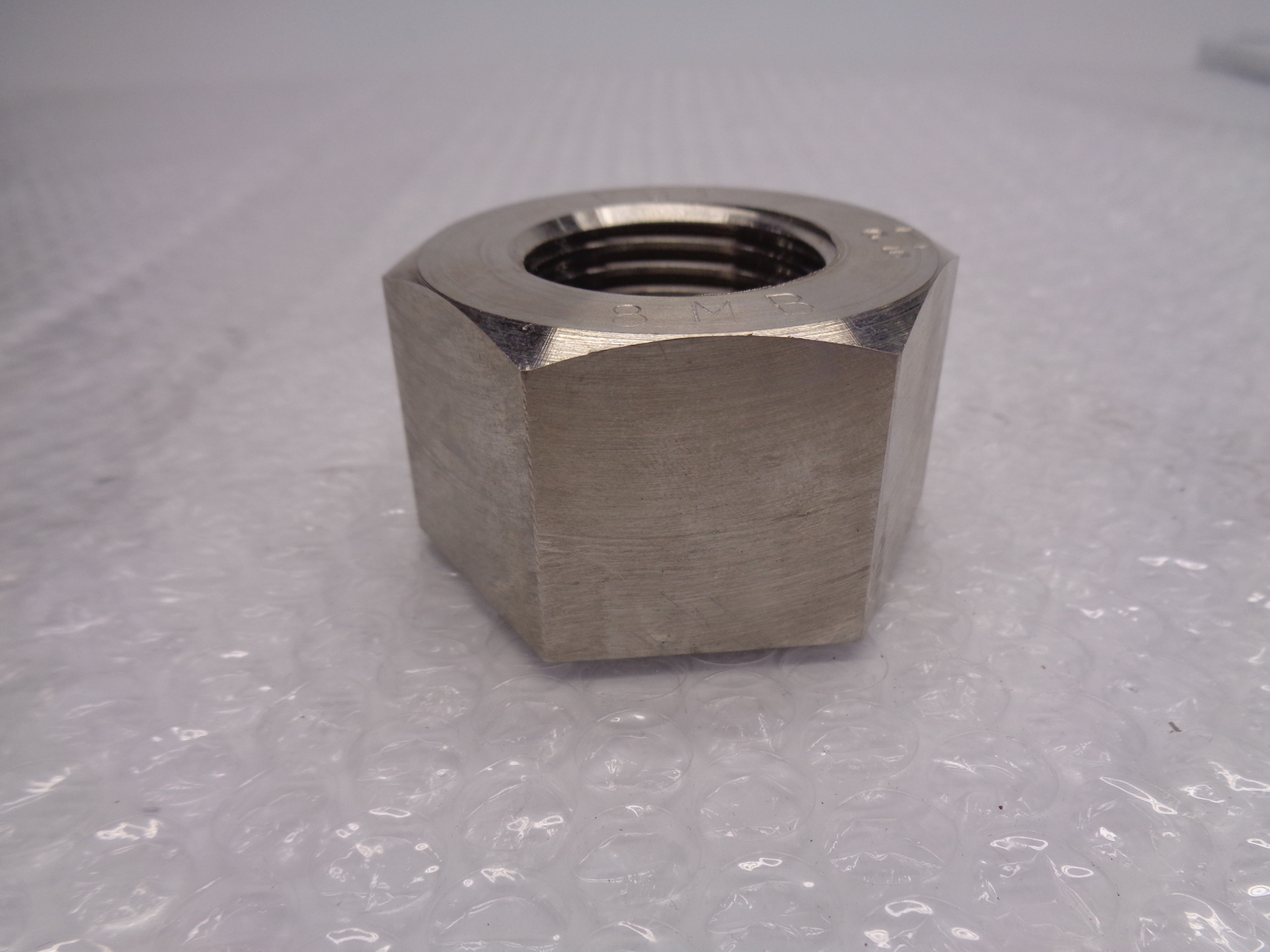 INDUSTRIAL SPARE V61-8MB NUT NSNP