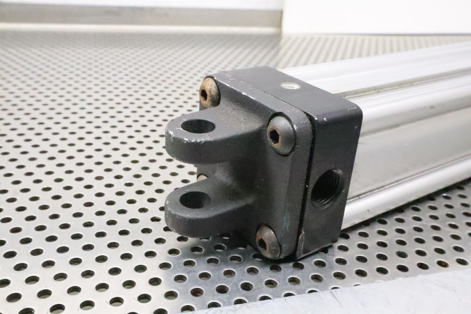 Parker 02.000 BC4MA1U14AC 25.000 Series 4MA Pneumatic Cylinder Used W/ Warranty