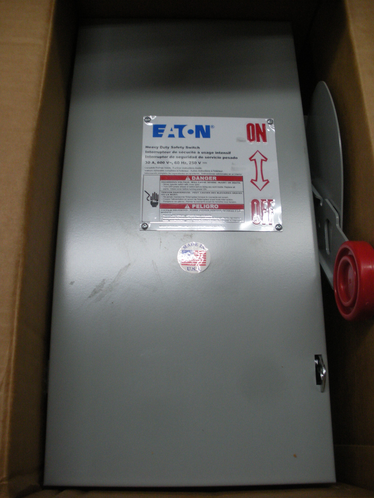 30A safety switch Eaton DH361UGKN 3P 4W 600v disconnect w/neutral non-fusible