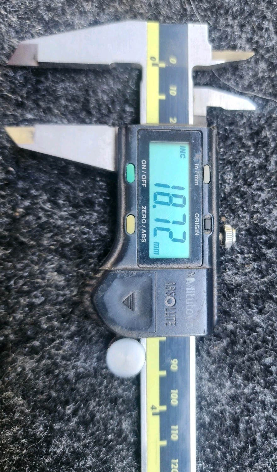 Mitutoyo 500-196-30?, Digital Caliper 0-6″ Absolute