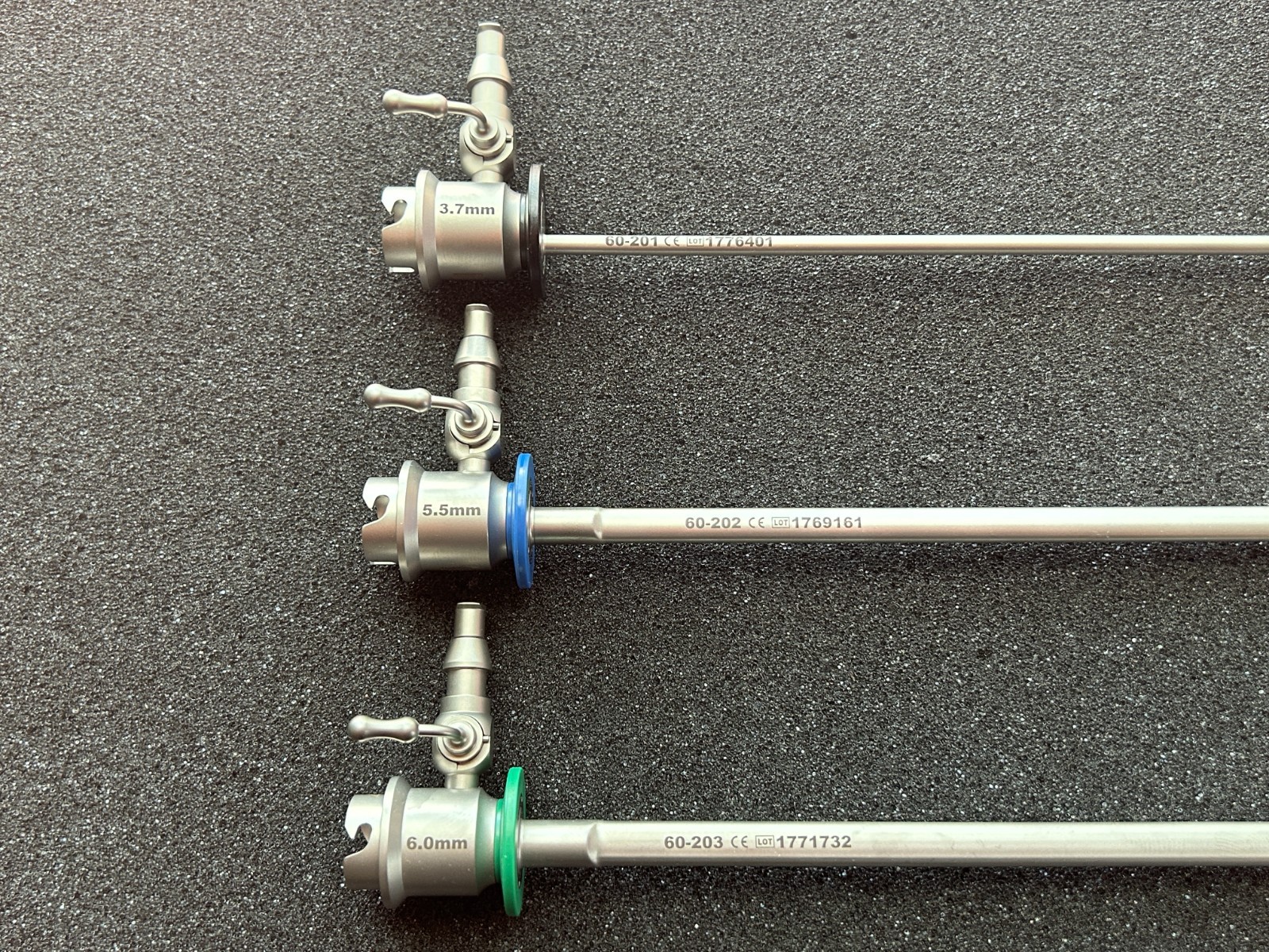 Hologic Omni 60-200 0° Hysteroscope Set W/ Sheaths, Karl Storz Adapter & Tray