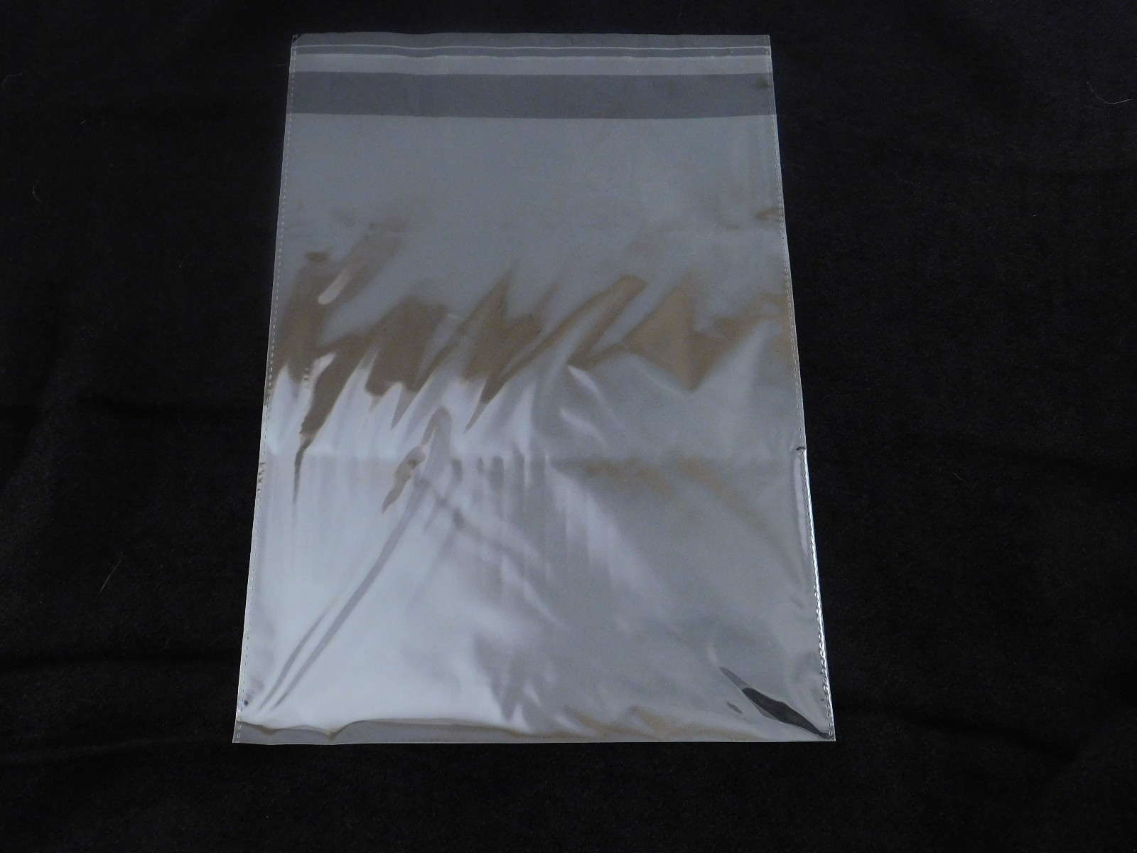 50 Clear Self Seal Bags 10×13 Water Resistant Light Weight Op Packaging Storage
