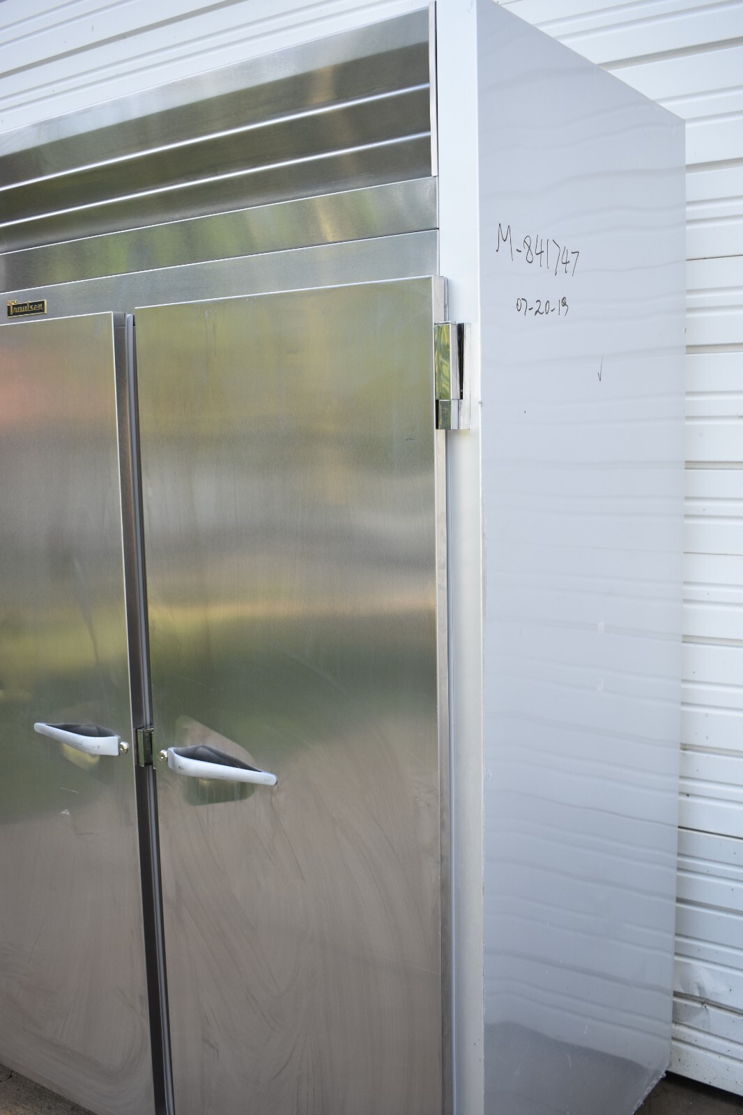 2018 TRAULSEN G30011 3 DOOR REACH IN REFRIGERATOR (3) SOLID DOORS