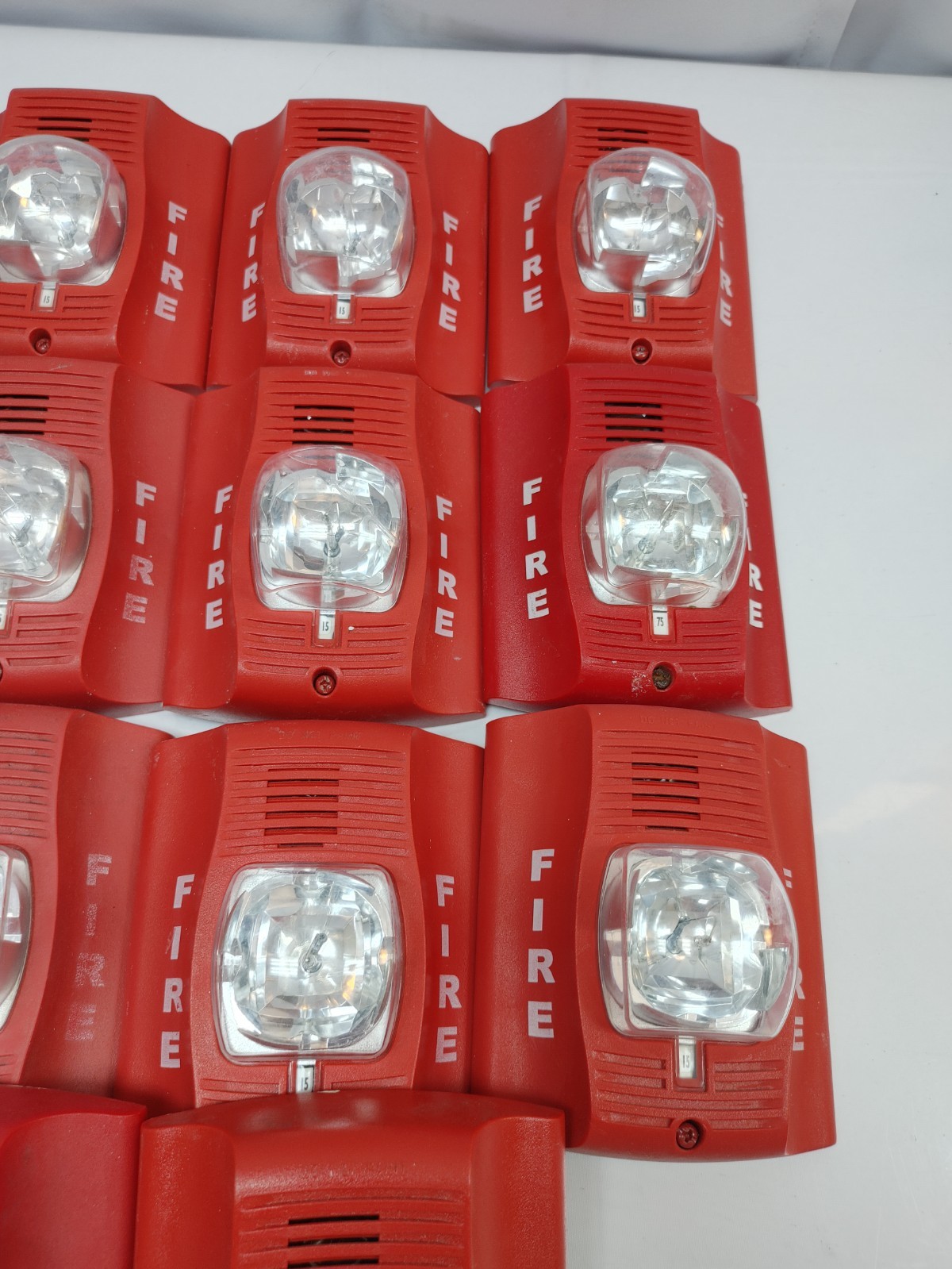 (LOT OF 14) System Sensor P2RK Fire Alarm Horn/Strobe
