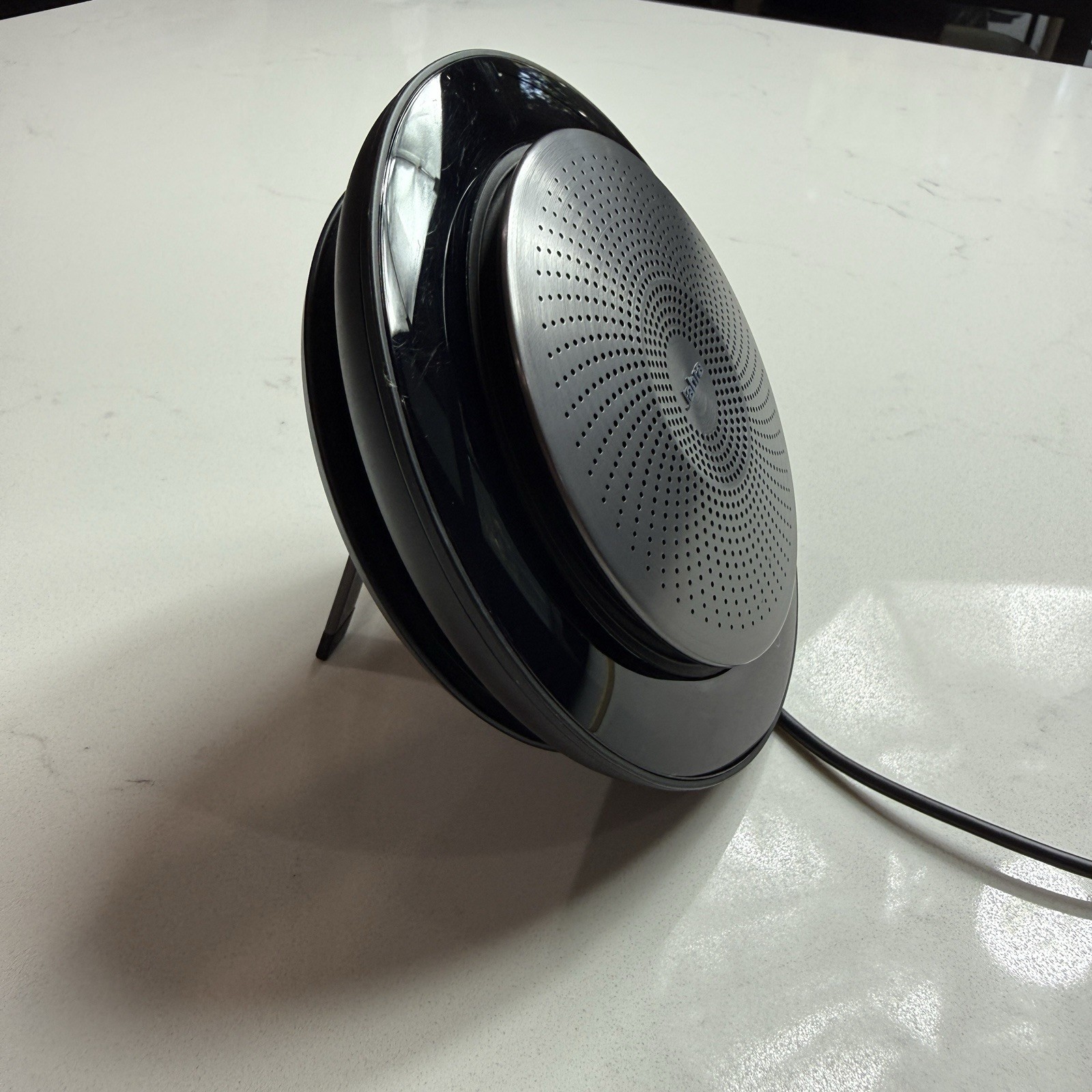 Jabra Speak 710 Bluetooth USB Conference Speakerphone No Dongle Works Plugged In
