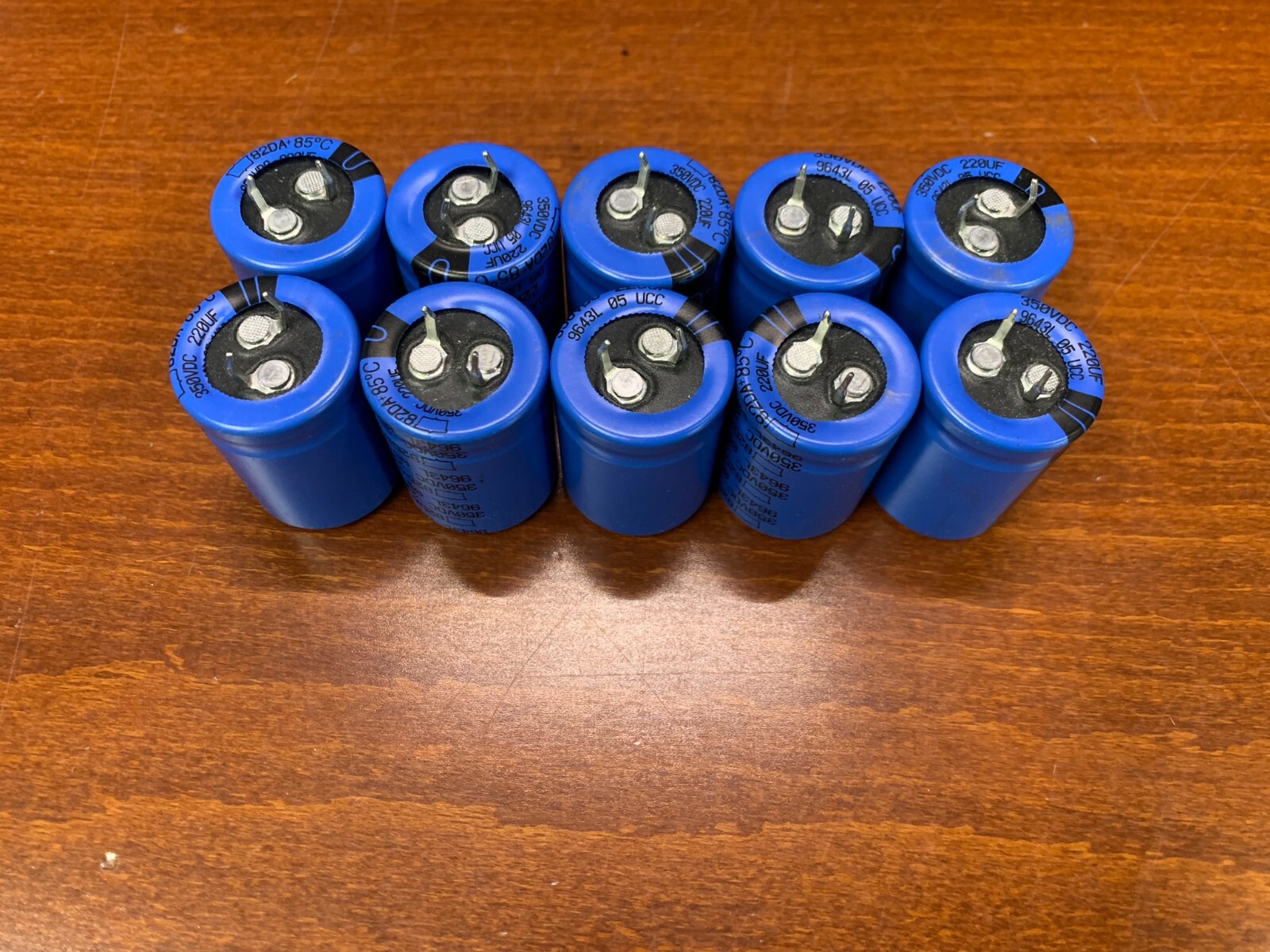 10-PCS Nippon Aluminum Electrolytic Capacitor 220uF 350V UCC82DA221M350JC2D