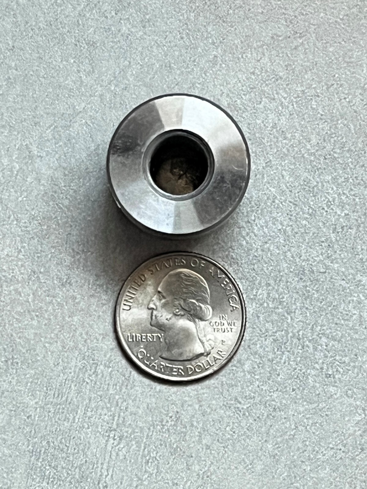 M12 Threaded Boss AISI 1522 Carbon Steel OD 25mm Length 21.5mm M12 x 1.75