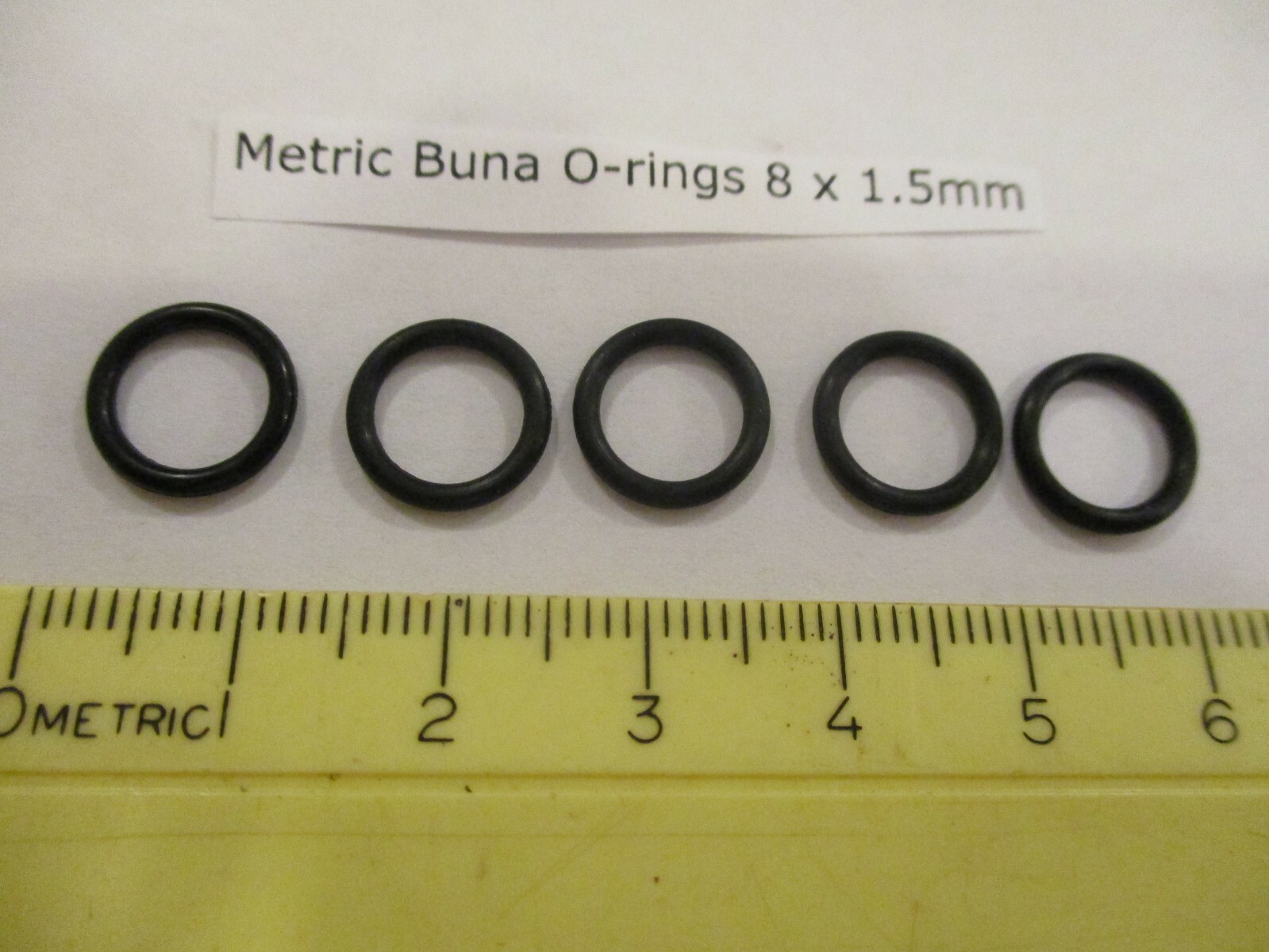 8mm ID X 11mm OD x 1.5mm thick O-ring. Buna-70. Quan 5.