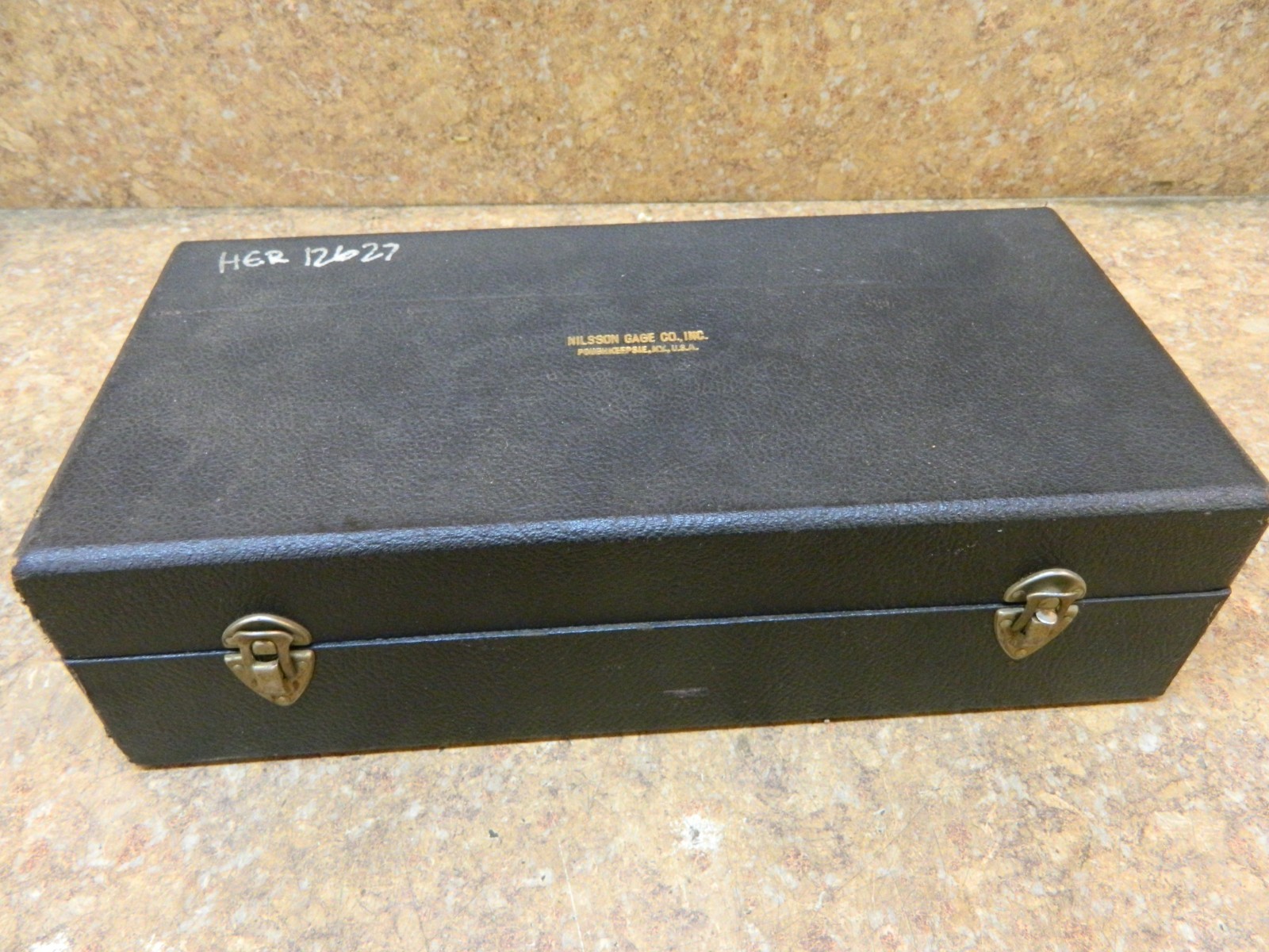 NILSSON GAGE CO. Dial Bore Gage Range 7.000″ – 12.000″ X .0001