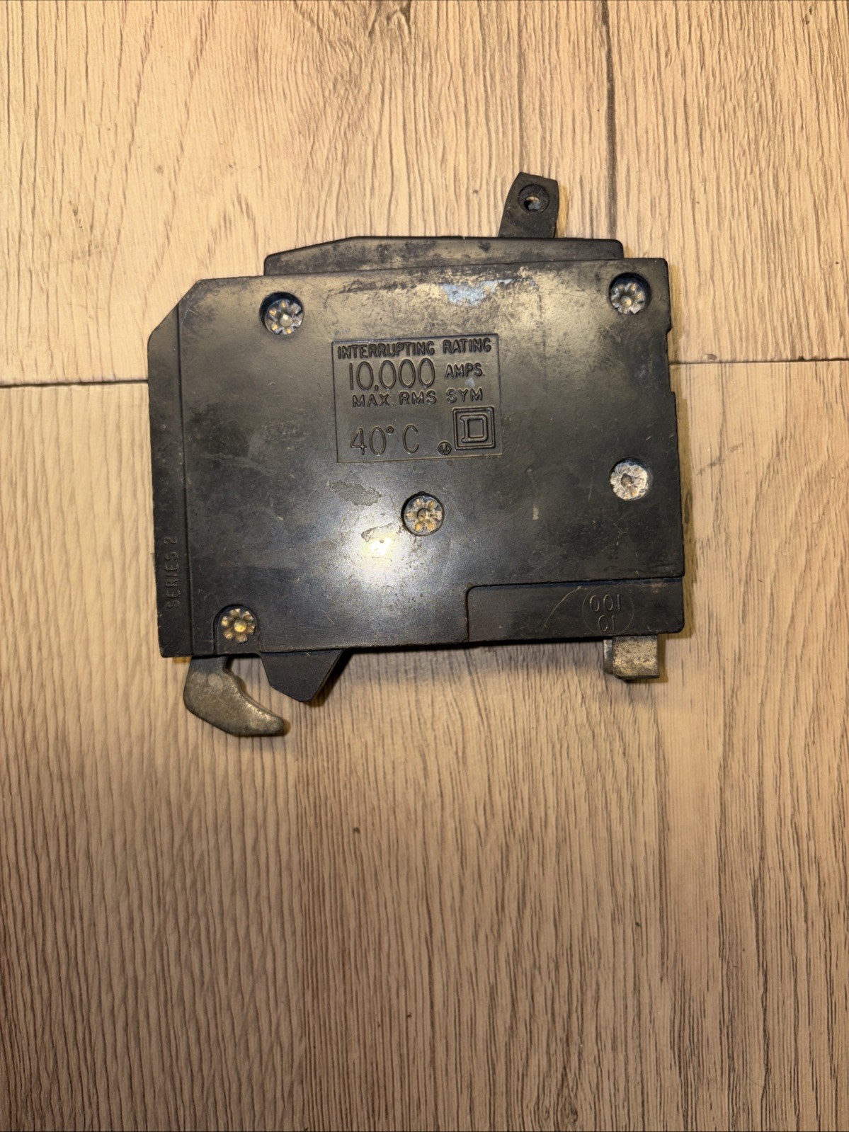 Square D QOT2020 2 Pole 20 Amp Tandem QOT Circuit Breaker 20a Twin With Hook