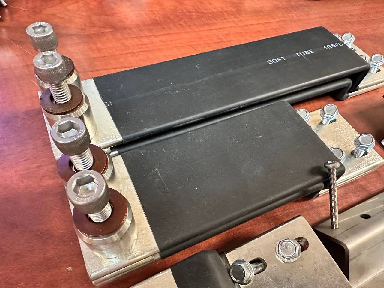 EATON CUTLER HAMMER KPRL4ND 800A 1200A Mounting Hardware Kit Copper ND Breaker