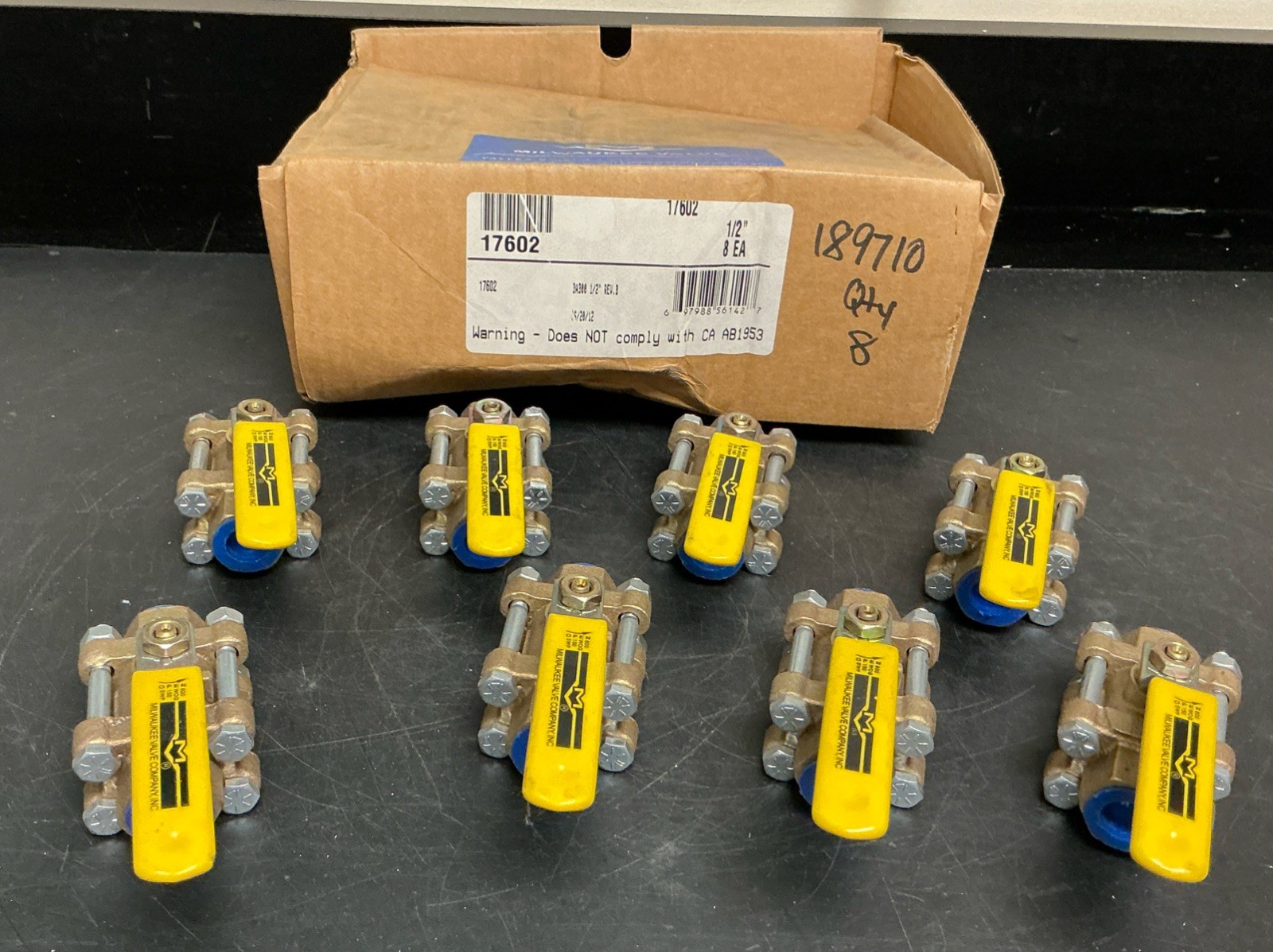Milwaukee Valve Box of 8 | BA300 1/2″ Valves