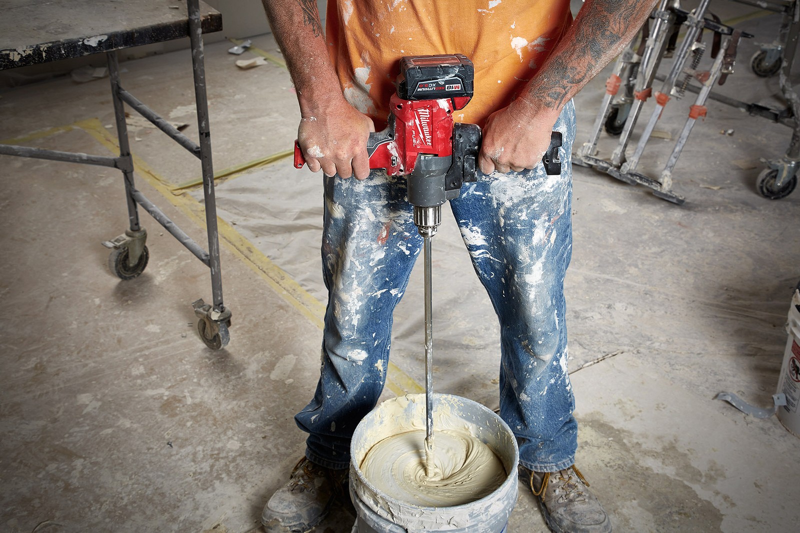 Milwaukee Tool 2810-20 M18 FUEL Mud Mixer With 180° Handle Tool Only