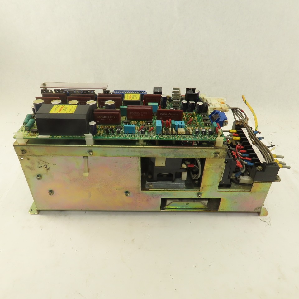 Fanuc A06B-6047-H002 A20B-0009-0320/012D Velocity Control Unit