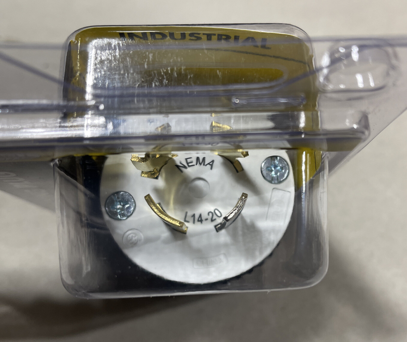 3 Pack NEMA INDUSTRIAL GRADE Locking Plug 20A 125/250V (NEMA L14-20P)