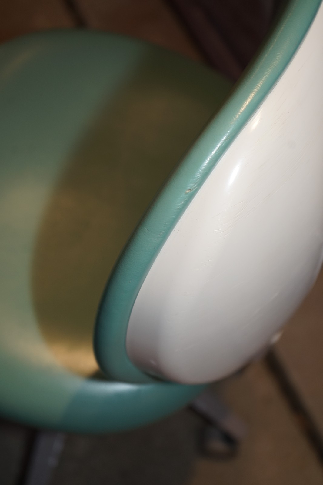 ^ ADEC 1601 Doctor Stool #X5883