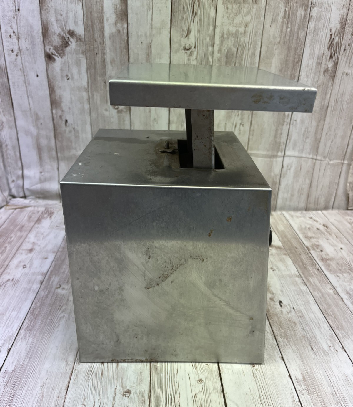 Vintage Edlund Model SR-2 2 LB Top Loading Counter Portion Scale