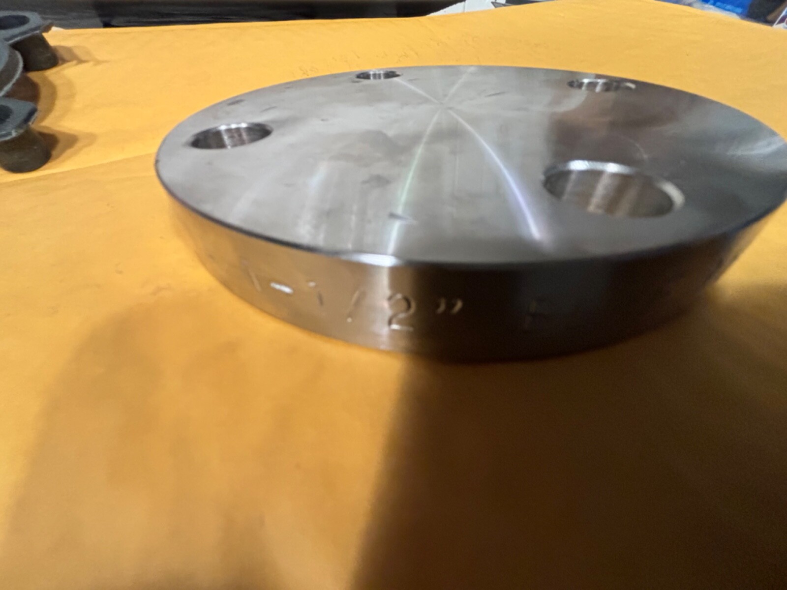 Blind Flange 1-1/2″ 150 Raised Face Stainless Steel t 304L SS A/SA182 B16.5