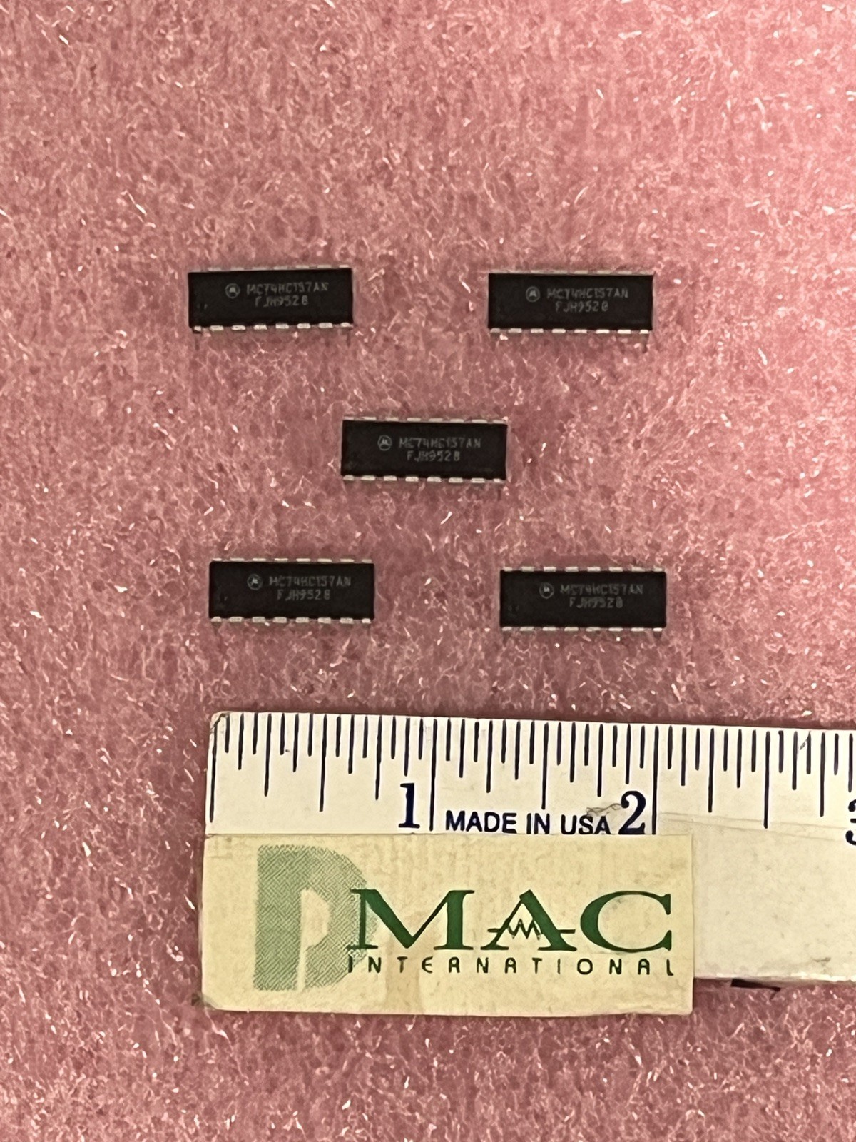 MC74HC157AN MULTIPLEXER 1 ELEMENT CMOS 16-PIN DIP (5 PER LOT)