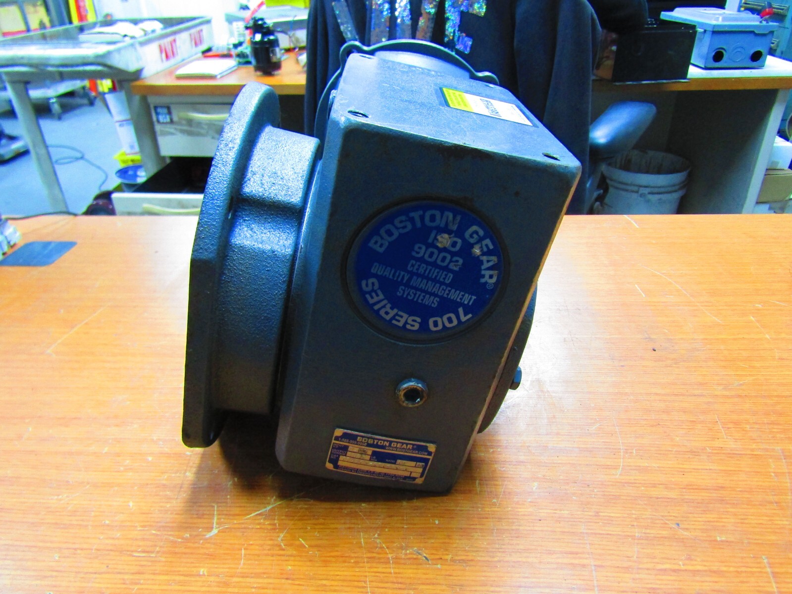 🤓 NEW BOSTON GEAR 700 SERIES GEAR REDUCER 60:1 0.69 INPUT HP SF726V-60N-B5-J
