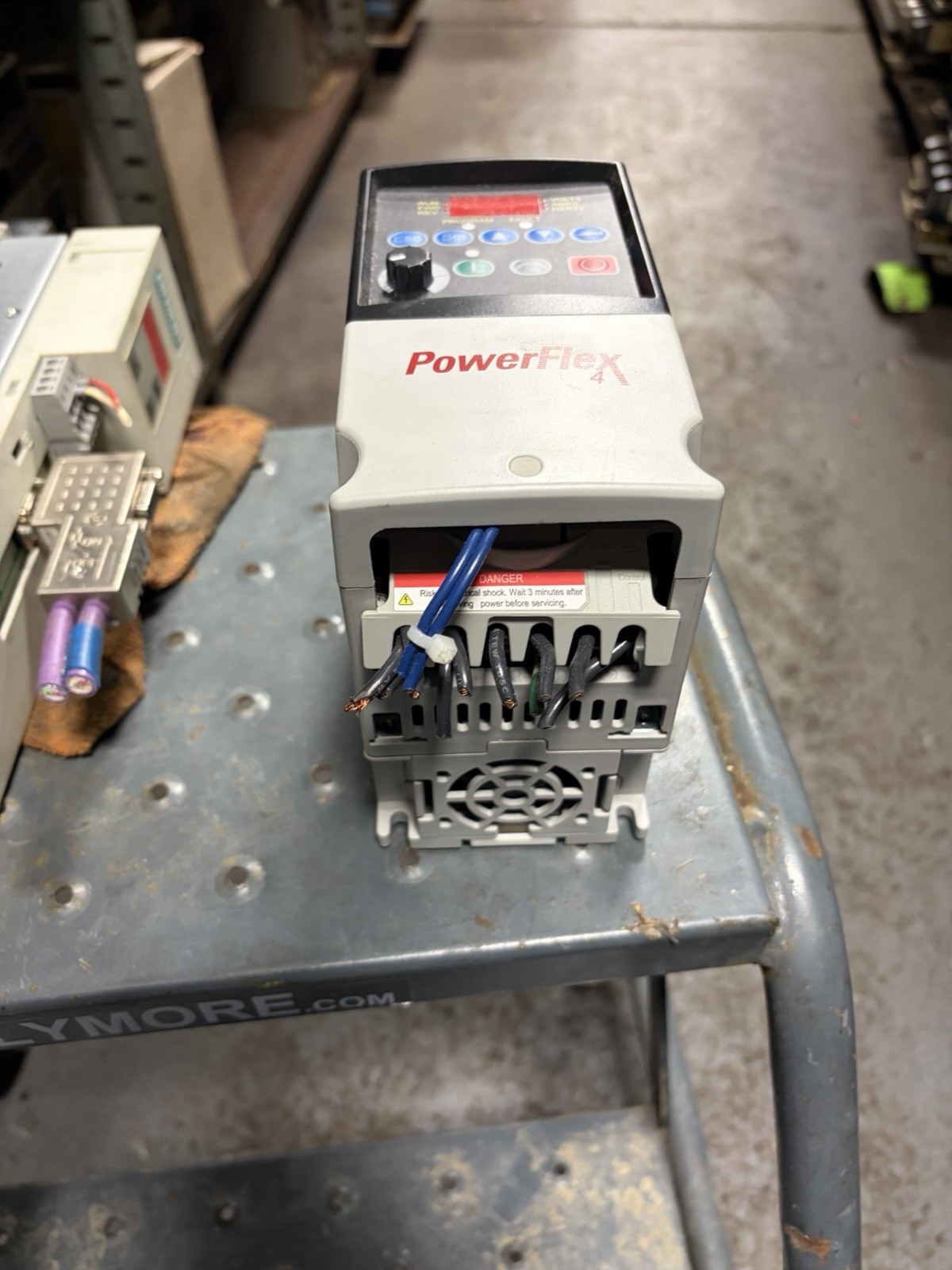 Allen-Bradley 22A-D1P4N104 PowerFlex 4 Drive Series A USED