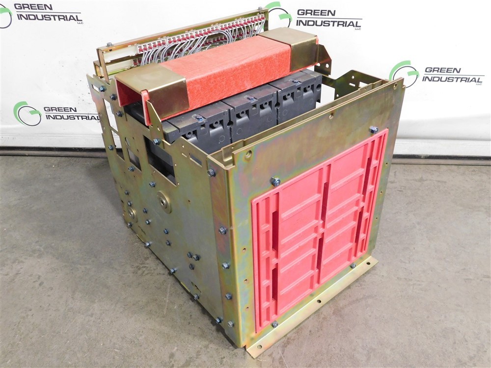USED Cutler Hammer Magnum DS MDS616 Power Circuit Breaker 1600A 635V 1200A Plug