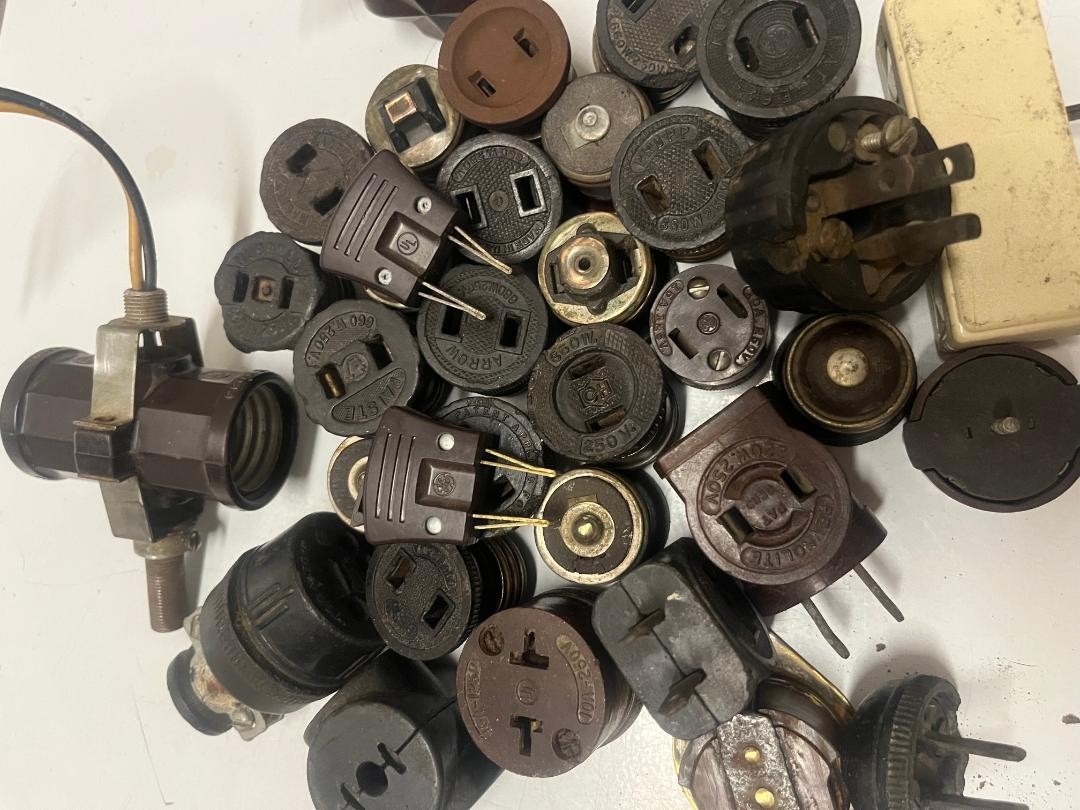 Lot of 29 Vintage Bakelite Electrical Screw in Plug Adapters