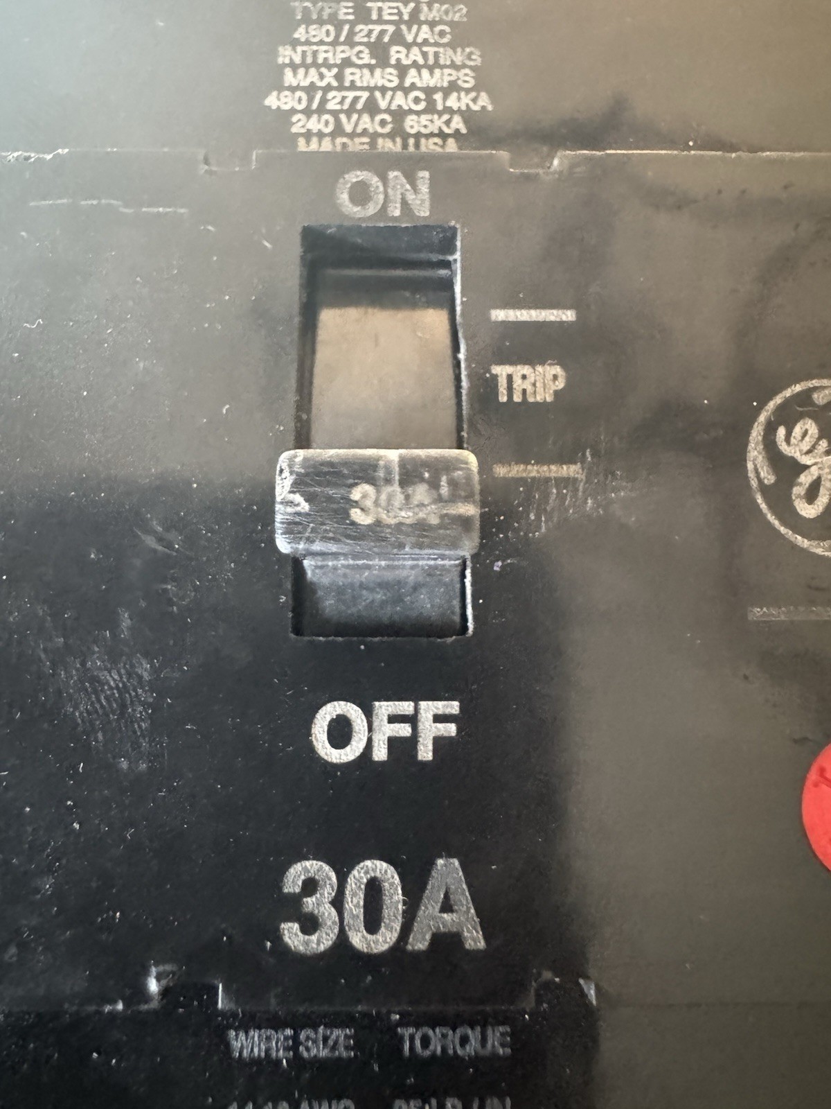 GE TEY330 CIRCUIT BREAKER, 480/277-VOLT, 3-POLE, 30-AMP, BRK / TEY FRAME