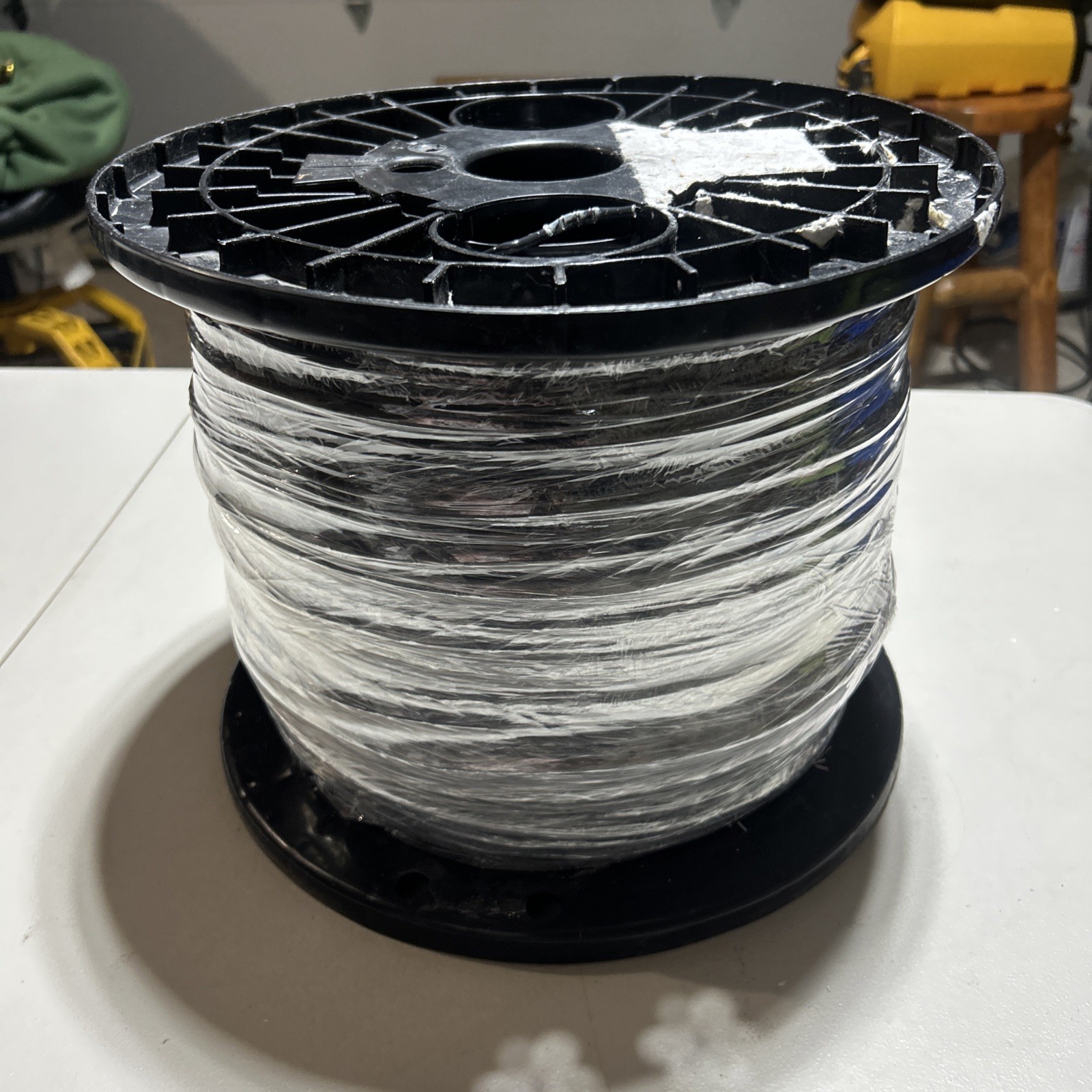Alanwire 12AWG Stranded THHN-THWN-2 Insulated Building Wire Black 2500 Ft NEW !!