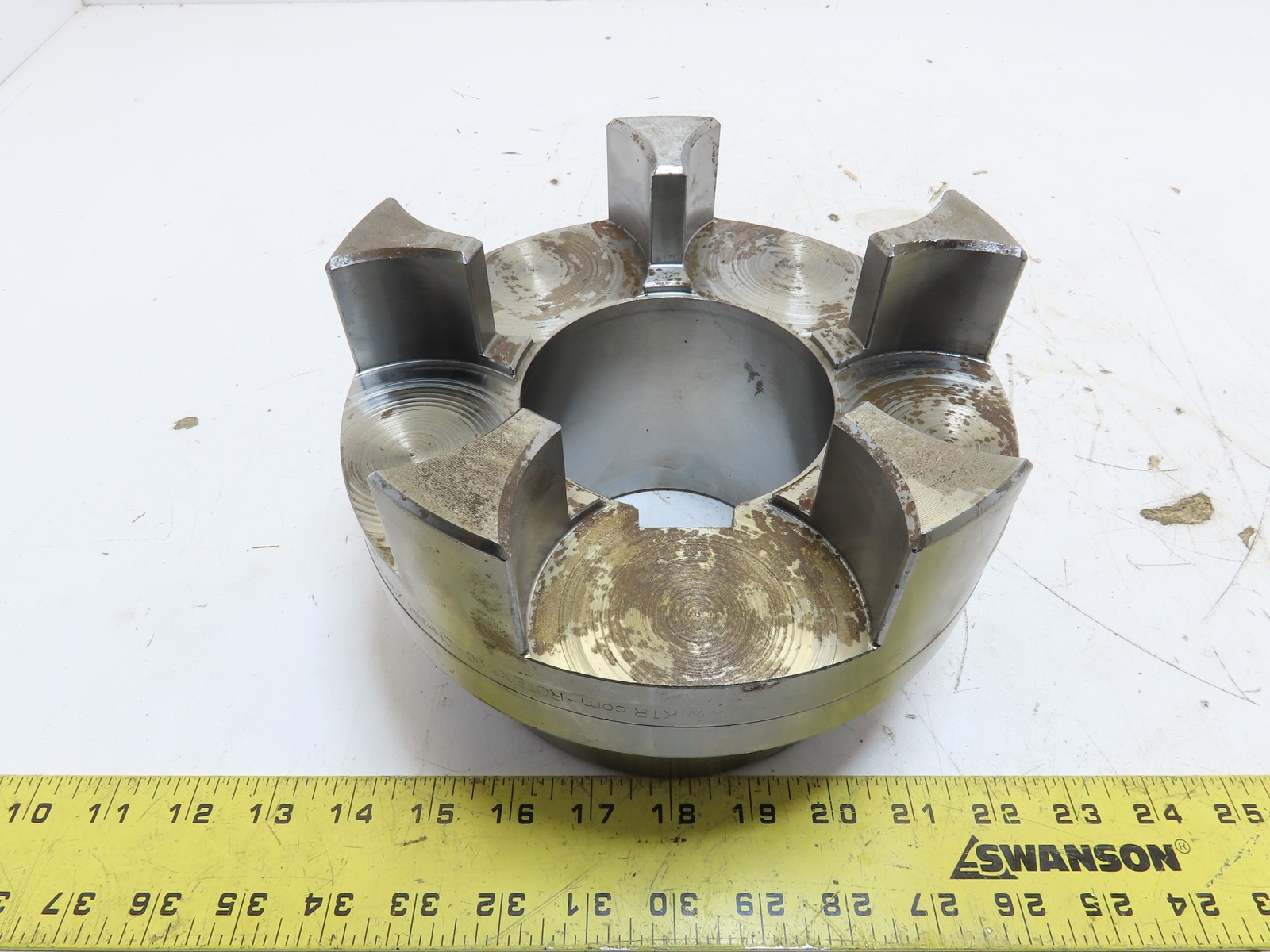 Rotex KTR Size 90 Flexible Curved Jaw Hub Shaft Coupling Steel Half 95 MM Bore