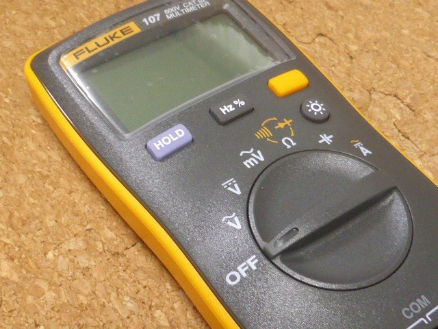 FLUKE Handheld Digital Multimeter 107 AC/DC Current By Fluke 107