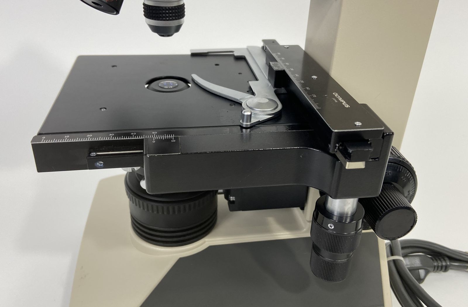 Olympus CHT CH-2 Binocular Laboratory Microscope 4X 10X 40X 100X 9