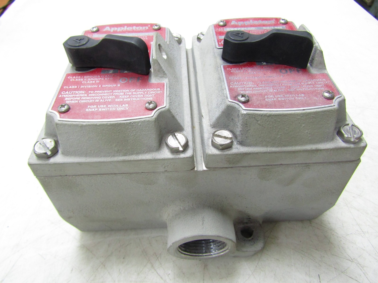 🙌APPLETON 20 AMP DUO EXPLOSION PROOF SNAP SWITCH 120/277 VAC EDSF21AQ EDSC372SA