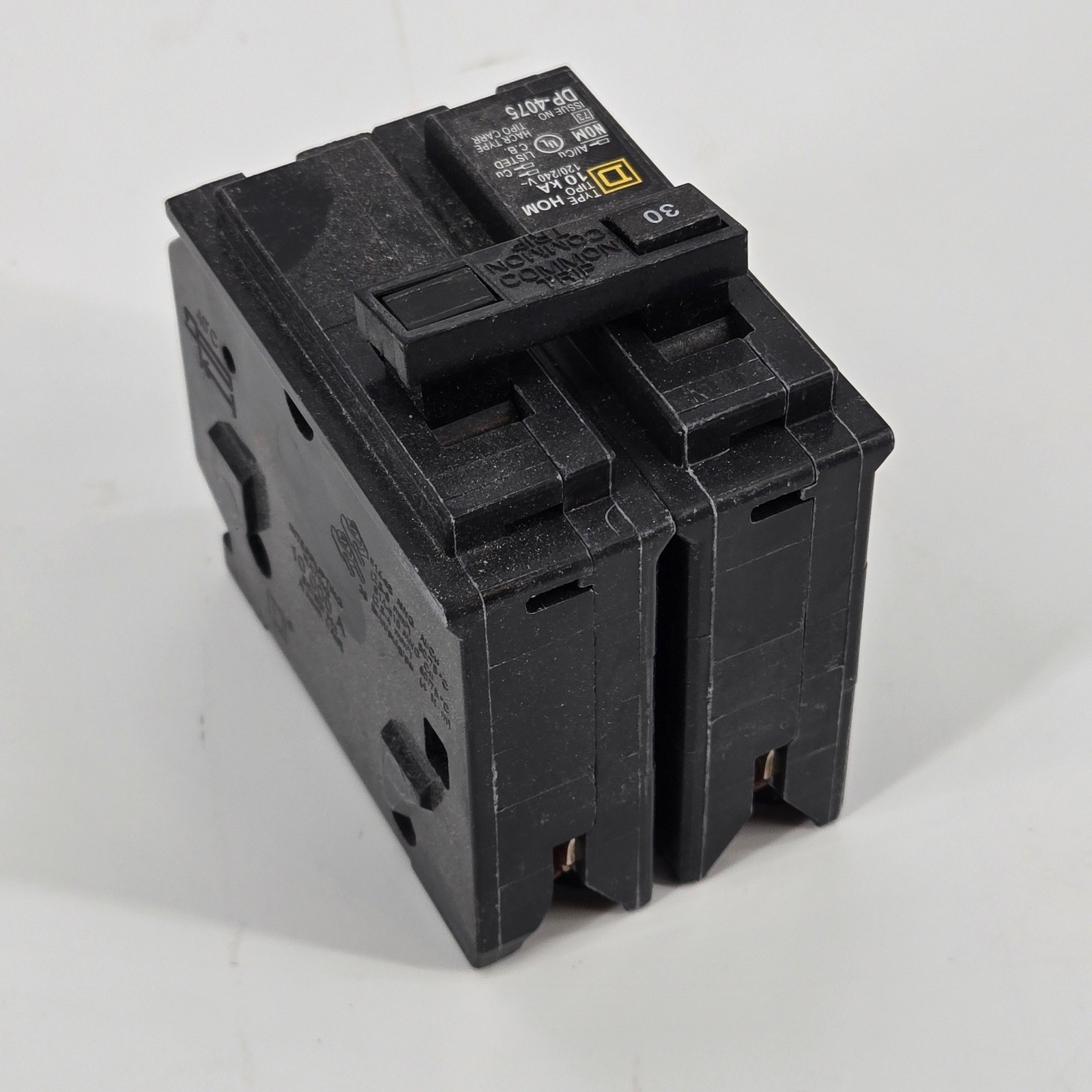 Square D Homeline HOM230 30A 2-Pole Circuit Breaker 120/240V Common Trip NOS