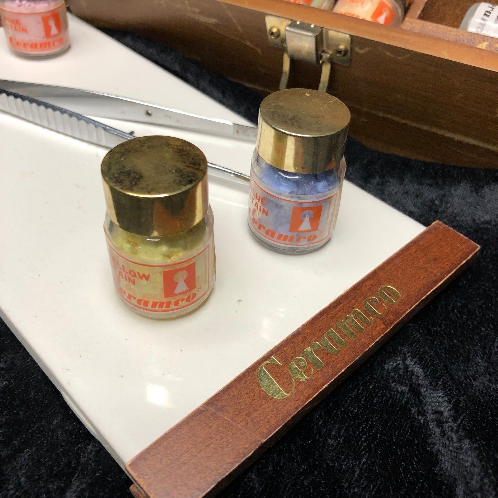 RARE! VINTAGE, DENTAL HISTORY! Ceramco Kit. Enamel Porcelain Powders MUST SEE!