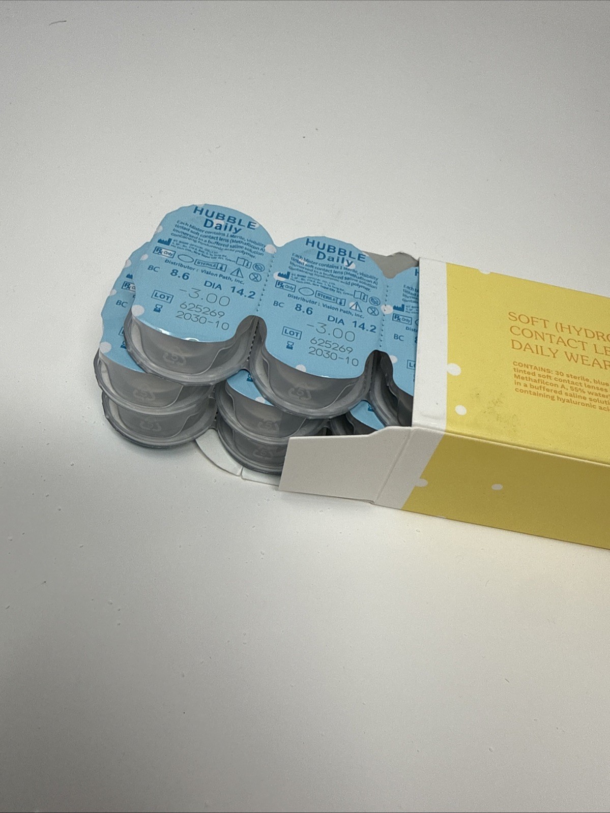 Hubble Total 60 pcs Contac Lenses In Solution. -3.00 1 Month Supply Exp 05-2030