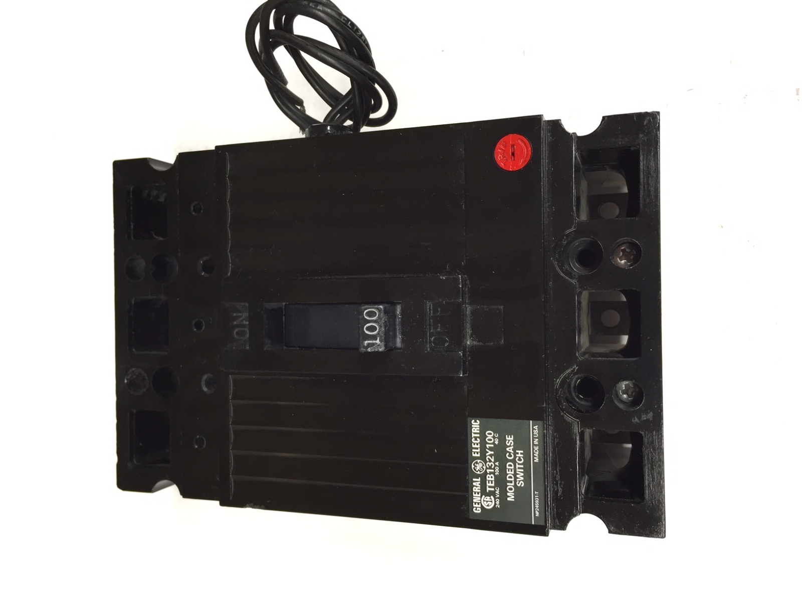 TEB132Y100 GE Molded Case Switch with 48VDC Shunt