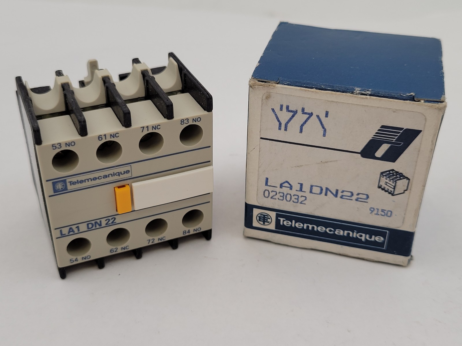 Telemecanique LA1DN22 Contact Block 35mm DIN Rail Mount 10 Amp 690V AC