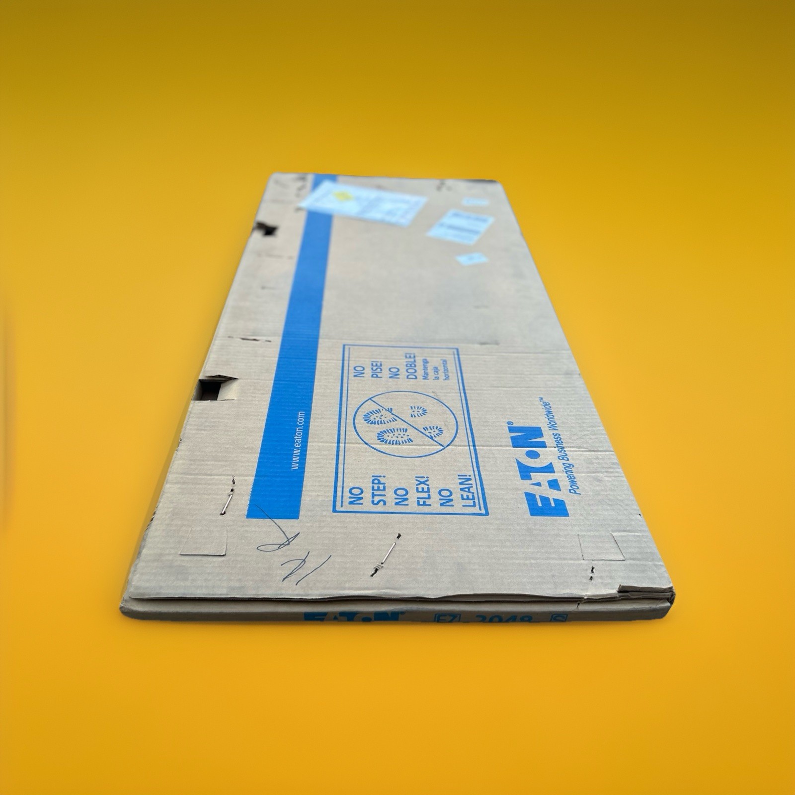 🔥 1 Unit ~ Eaton EZT2048S Pow-R-Xpress EZ Trim / Panelboard Cover-Door🔥