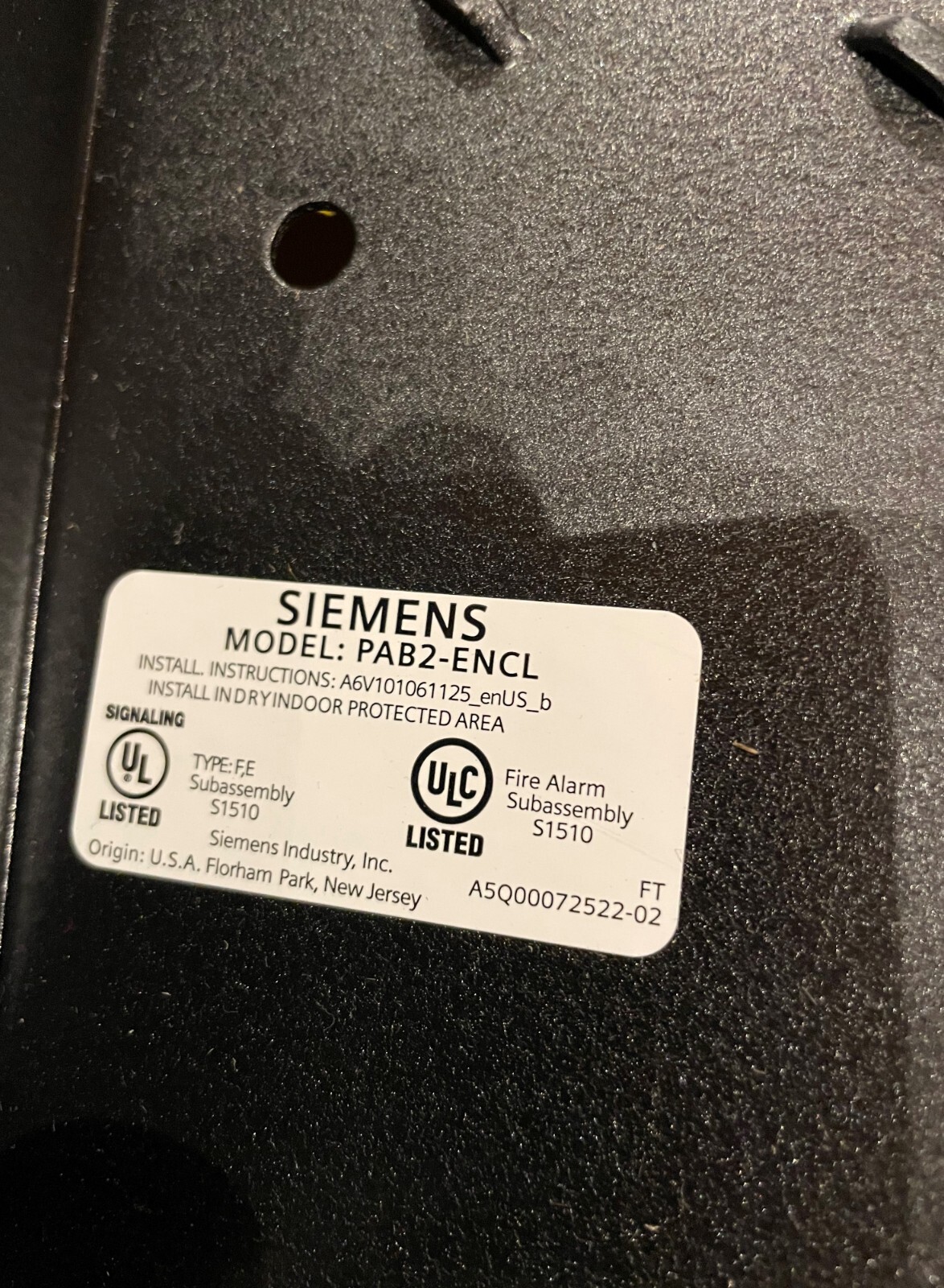 Siemens Locking Panel With Key, 5 3/4″ Deep 16″ Wide 40 1/2″ Tall S54339-A10-A1