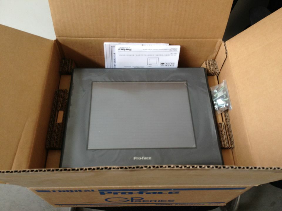 One Pro-face GP2600-TC11 Touch Screen New In Box Expedited Shipping